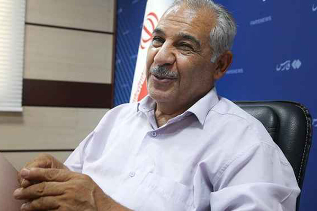 راننده تاکسی کیف ۵ میلیارد تومانی دلار و یورو را به صاحبش رساند