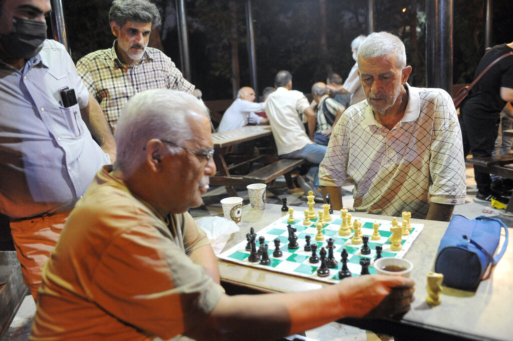 انجمن کاسپاروف‌های ایرانی | در دنیای شطرنج‌بازان بوستان لاله چه می‌گذرد؟