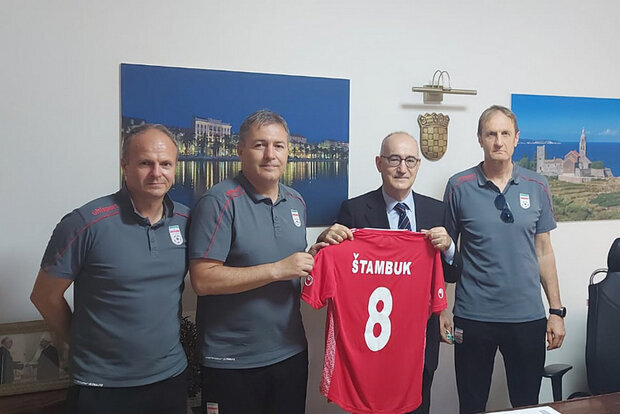 اولین واکنش دستیار اسکوچیچ به برکناری خبرساز | تصمیم مهم فدراسیون فوتبال در خصوص جانشین سرمربی تیم ملی