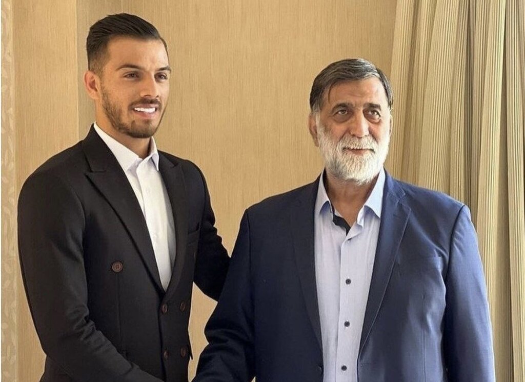 عکس| قراداد مدافع استقلال تمدید شد | حضور بلند مدت بازیکن ملی پوش در جمع آبی ها