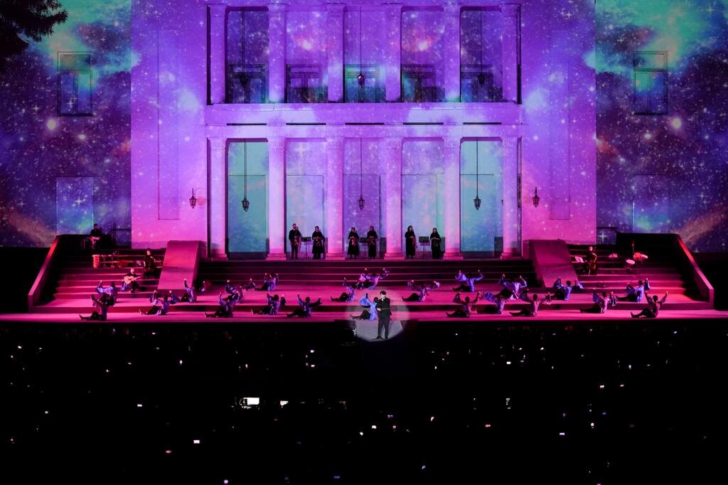 ویدیو مپینگ در کنسرت نمایش سیصد