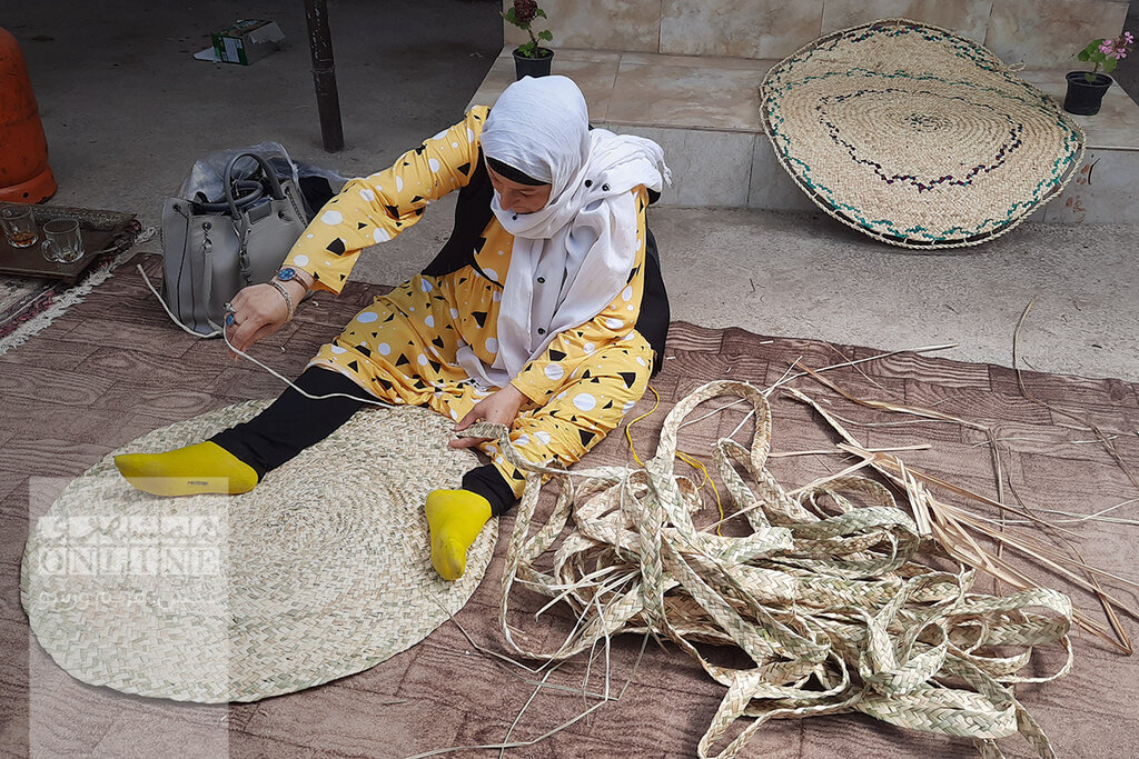 ببینید | خانه حصیر ایران کجاست؟ | گشتوگذار در فَشتَکه ؛ نخستین روستای ملی حصیر کشور | صنایع دستی که بازار جهانی دارد