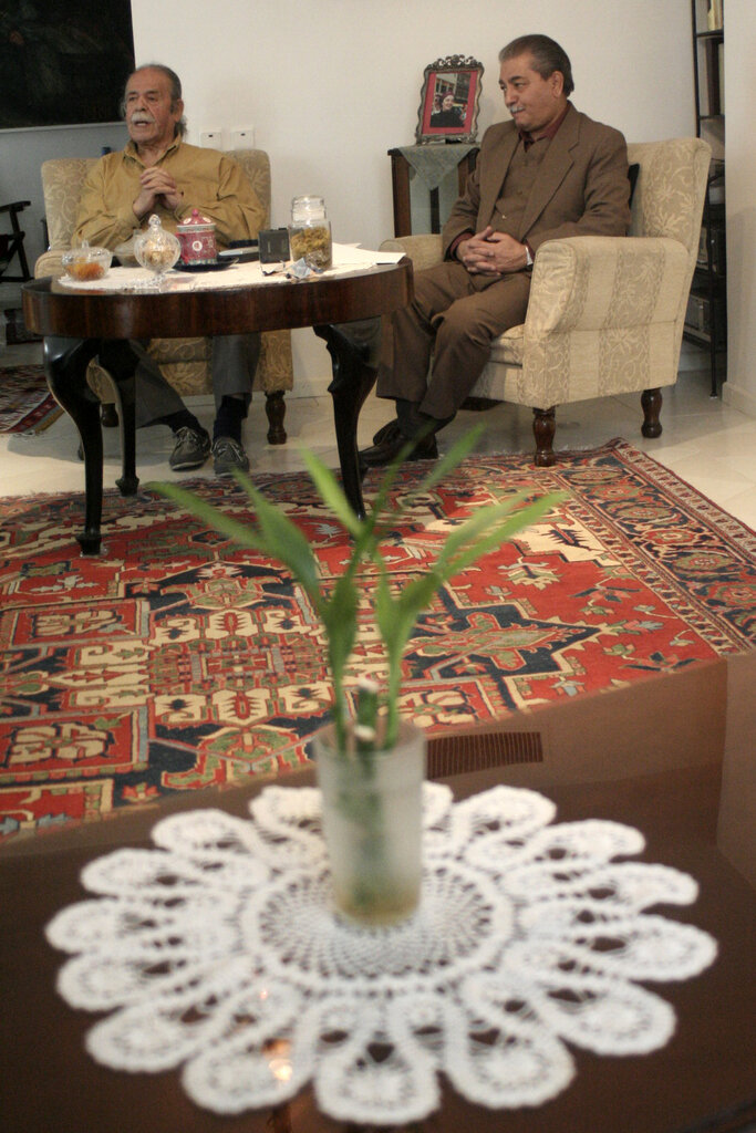 روایت یک گفتوگوی دوستانه با مرحوم اسماعیل شنگله در خانه صمیمیترین رفیقش | نیم قرن رفاقت با محمدعلی کشاورز