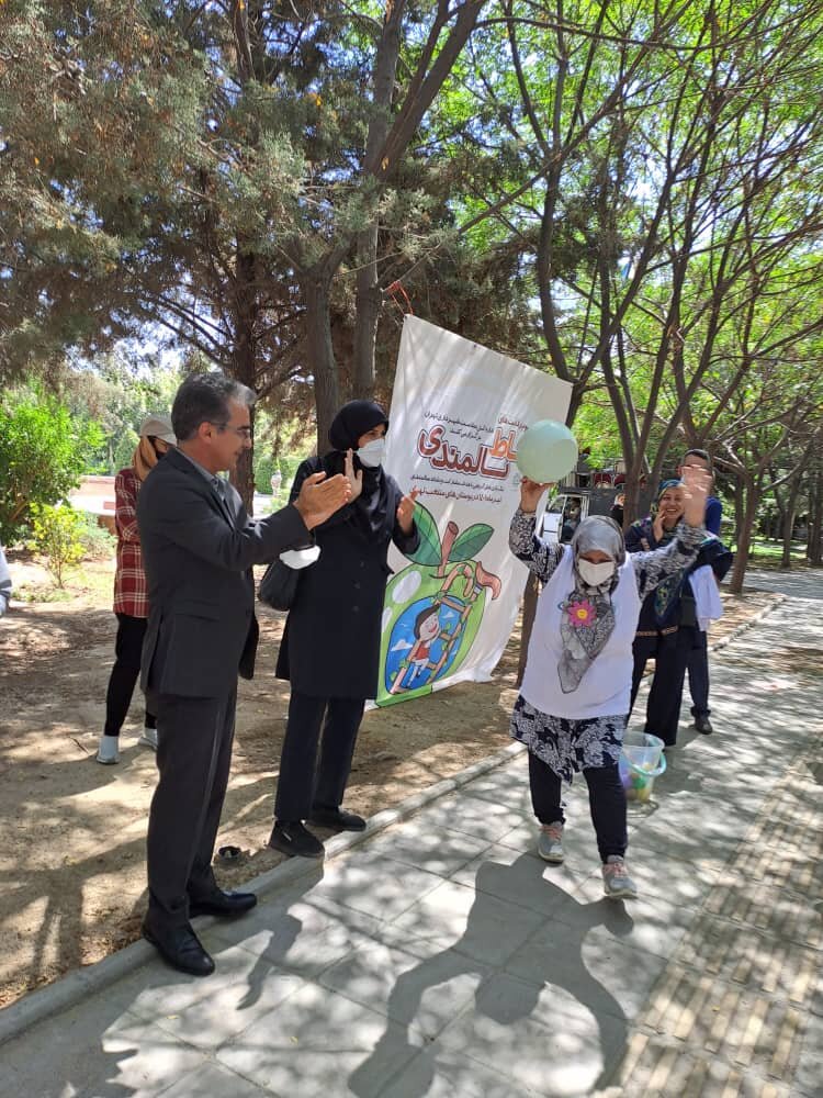 پایان مسابقات مقدماتی نشاط سالمندی | رقابت سخت مادربزرگ و پدربزرگها