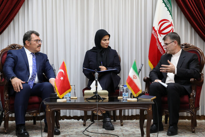 همکاری علمی ایران و ترکیه