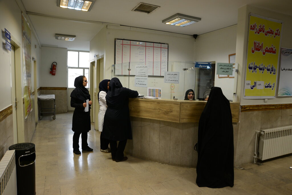 از اتاق ۱۲متری تا درمانگاهی مجهز | همت بچههای رزمنده محله امامزاده حسن (ع) ماندگار شد