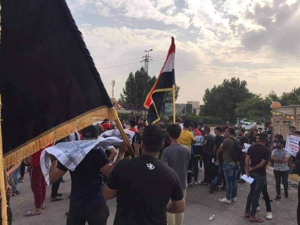 ببینید؛ خشم عراقیها ادامه دارد؛ از آتشزدن پرچم ترکیه تا درخواست توقف مبادلات تجاری