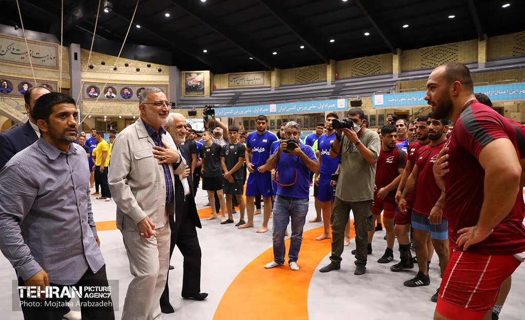 بازدید شهردار تهران از اردوی تیم ملی کشتی | زاکانی: ردیف بودجه برای کشتی اختصاص دادیم