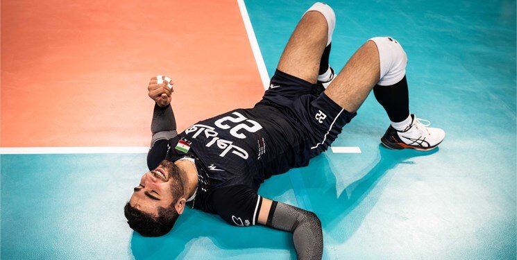 عکس | ملی پوش والیبال ایران بعد از شکست تلخ از حال رفت | رتبه ایران در لیگ ملت ها مشخص شد