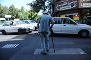 اینفوگرافیک | جوان‌ترین و پیرترین مناطق تهران | شهر برای حضور سالمندان آماده نیست | مناسب‌سازی چقدر هزینه برمی دارد؟
