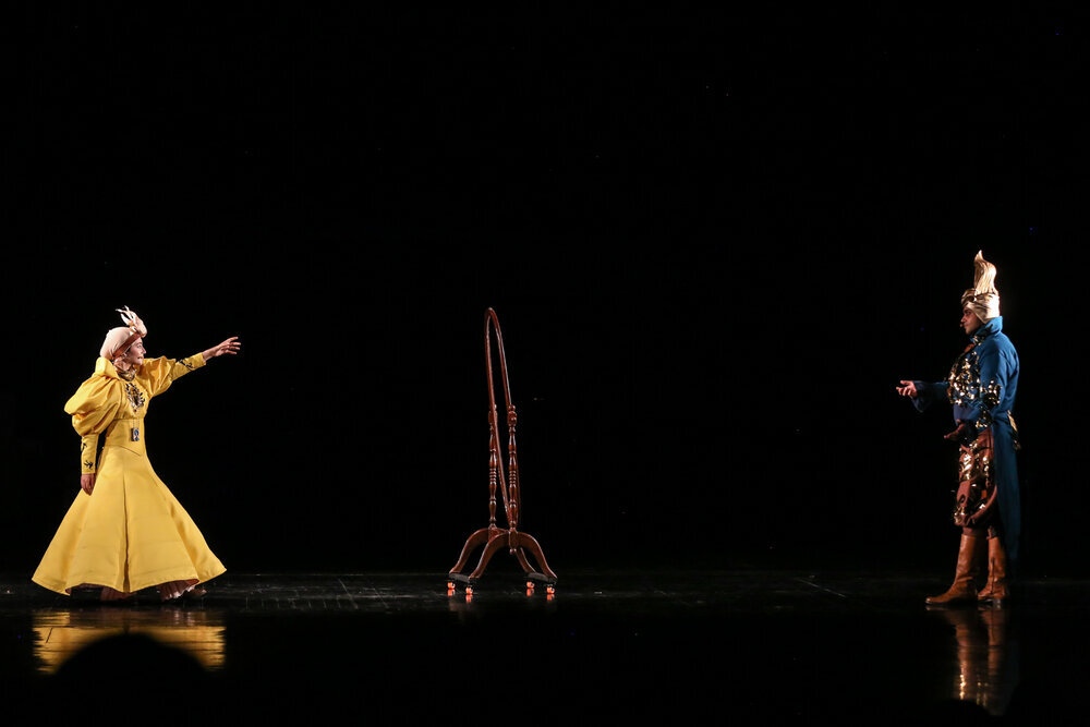 همه نمایشهای روی صحنه در تهران | از دیو و دلبر تا جنون محض