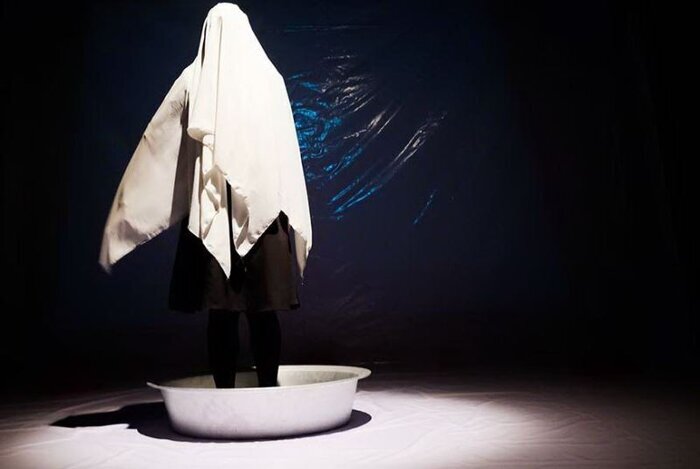 همه نمایشهای روی صحنه در تهران | از دیو و دلبر تا جنون محض