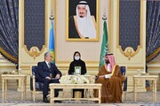 اهدای بالاترین نشان دولتی یک کشور به  پادشاه عربستان
