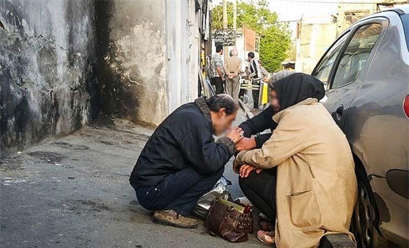 برخی محلات با اجاره ساعتی خانه برای مصرف مواد درگیر هستند | اتباع بیگانه دلیل اصلی این پدیده | وزارت کشور محل ثابتی برای اسکان اتباع بیگانه تعیین کند