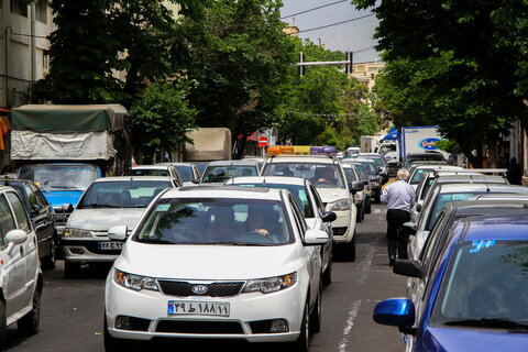 درخواست از رئیس جمهور برای حل معضل ترافیک تهران | پیش‌بینی افزایش ۱۶ درصدی سفرهای درون شهری از مهرماه