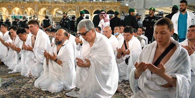 عکس | «تاکایف» در لباس احرام