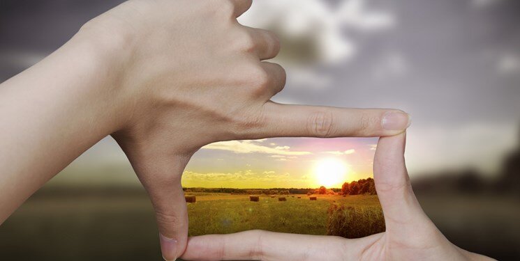 خوشبینها چه حال و روزی دارند؟ | ۴ راه ساده برای افزایش خوشبینی