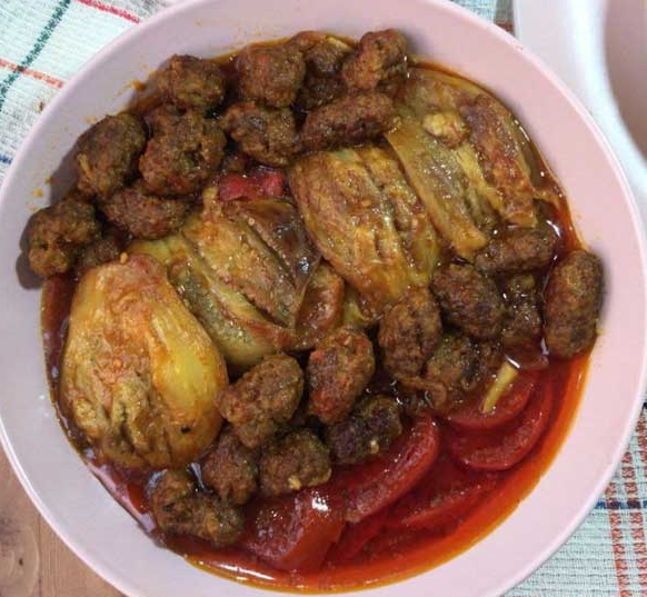 طرز تهیه مشته بادمجان ؛ فوت و فن درست کردن این غذای خوشمزه شیرازی