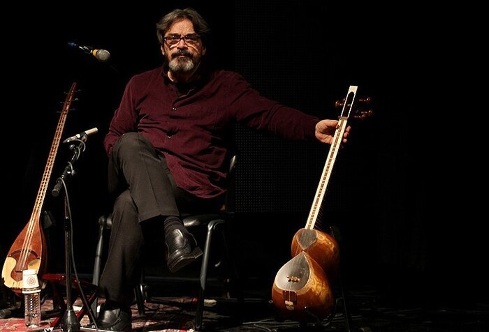 استاد علیزاده: افسوس که همه زندگی ما شده پول | آیا تار، سازی مردانه است؟ | موسیقی ایرانی زنانه و مردانه ندارد