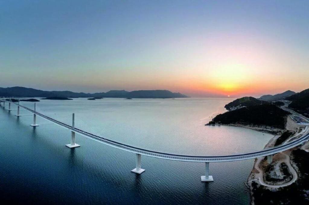 بزرگترین پروژه زیر بنایی کرواسی افتتاح شد | تصاویر این پل زیبا را ببینید