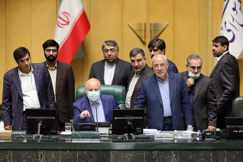 تذکرات نمایندگان؛ درخواست از دولت برای معرفی وزیر کار تا انتقاد از اجرا نشدن قانون رتبهبندی معلمان | دولت بسیاری از موارد قانونی را اجرا نمی کند مجلس