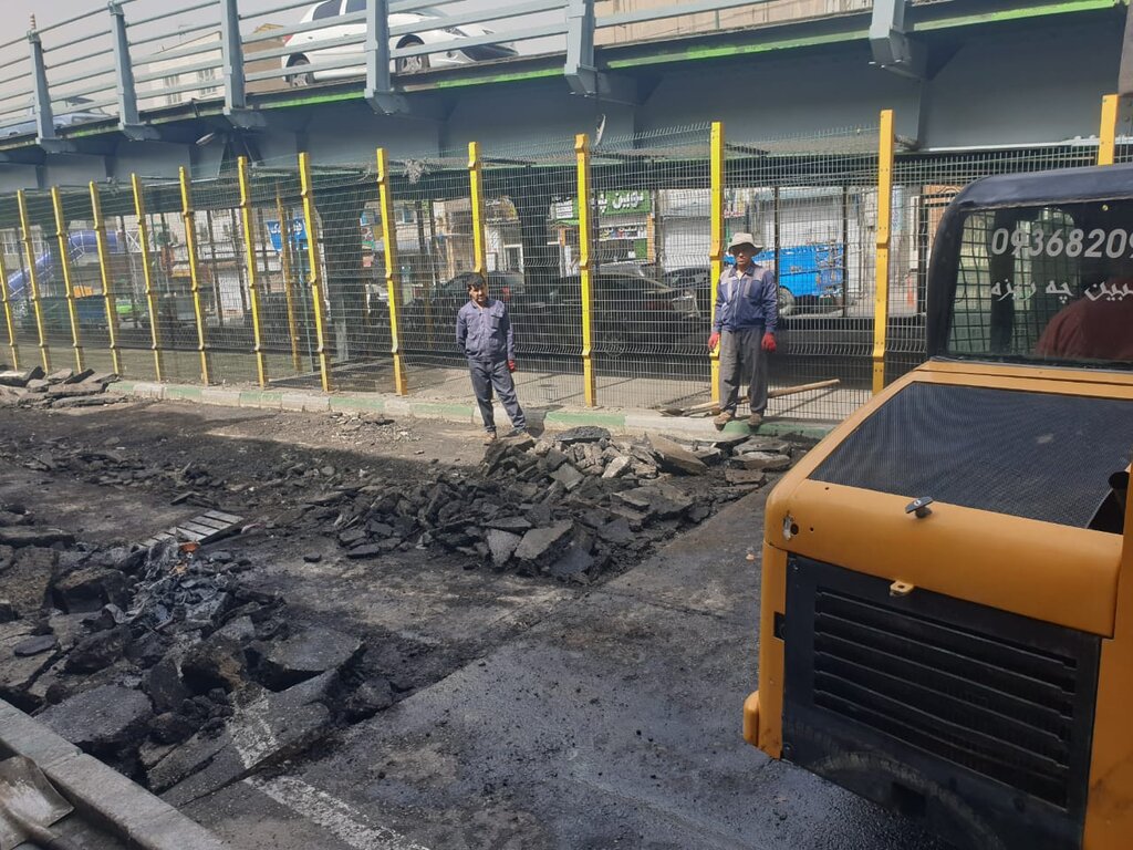 تصاویر | جزئیات عملیات عمرانی در مورد فرونشست حوالی میدان سپاه | خیابان تا ساعاتی دیگر باز خواهد شد