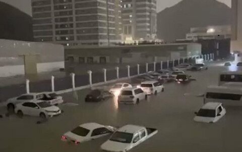 تصاویر بلایی که سیل بر سر فجیره امارات آورد | شهر غرق شد