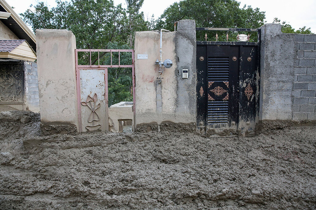 پس از وقوع سیل چه اقداماتی باید انجام بدهیم؟ سیل - فیروزکوه