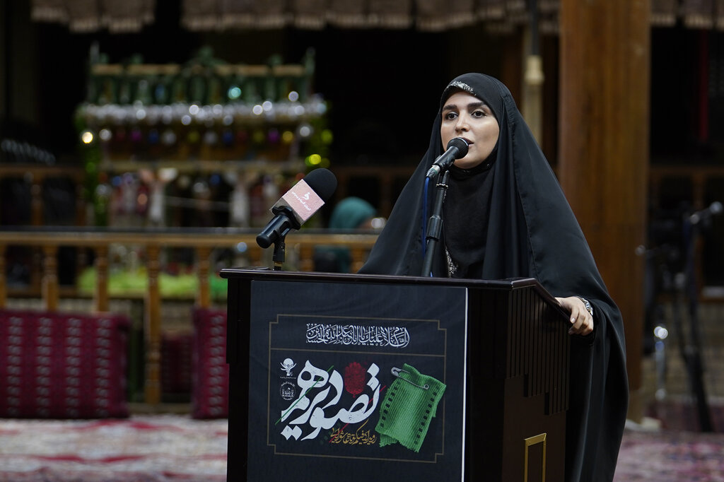 تصاویر | کارگردانان مطرح سینما از پوستر جشنواره عاشورایی رونمایی کردند