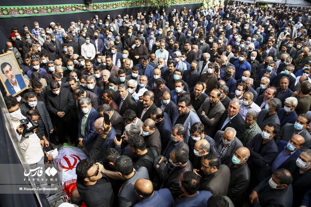 تصاویر تشییع پیکر عادل آذر با حضور مقامات و چهره ها + عکس