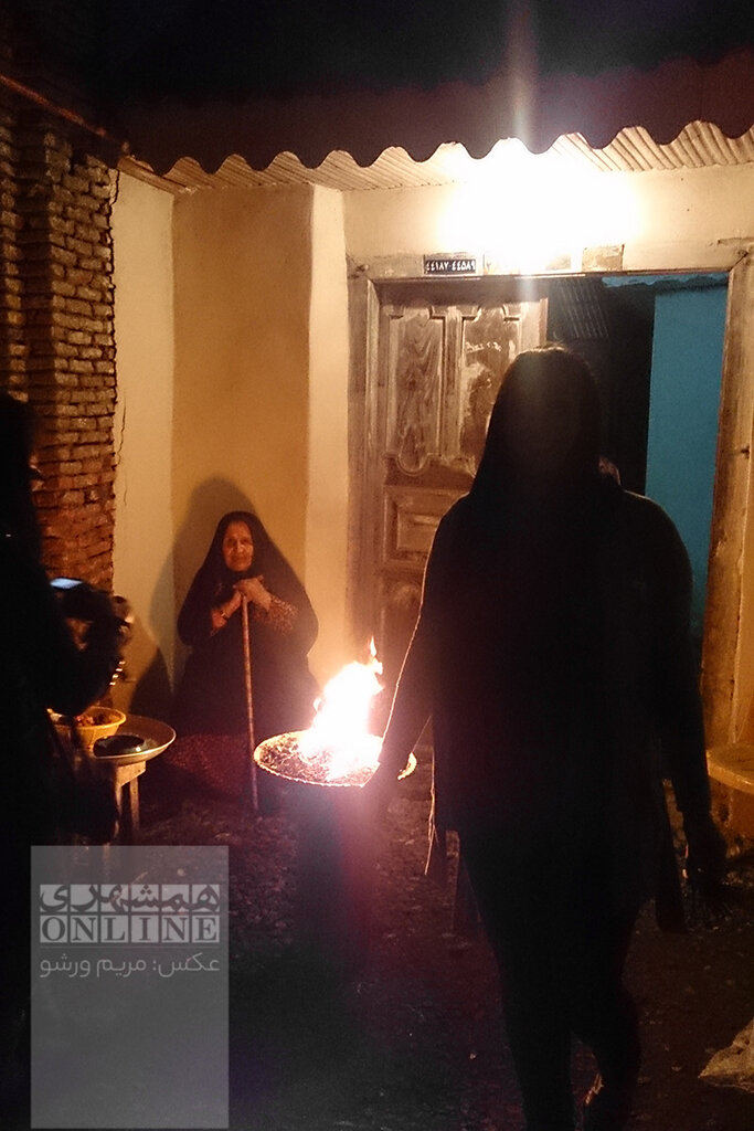 چهل منبر ؛ رسم دیرینه لاهیجانی‌ها در محرم | روشن کردن چهل شمع در کوچه‌پس‌کوچه‌های قدیمی در تاسوعا