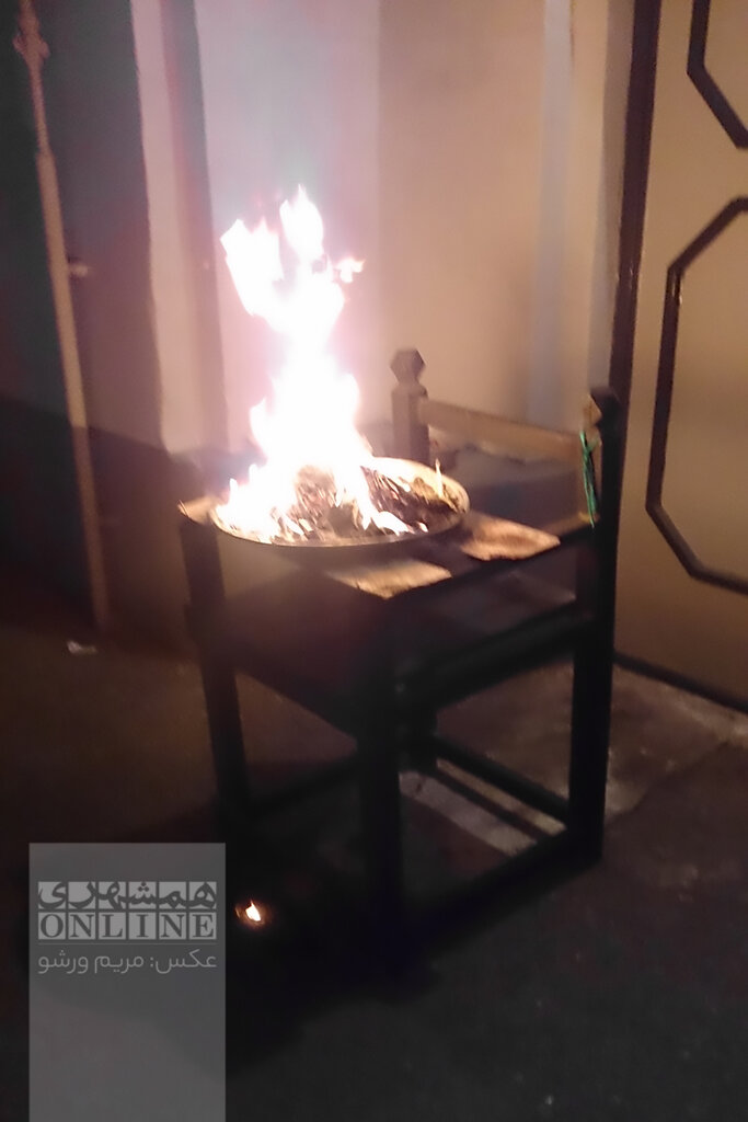 چهل منبر ؛ رسم دیرینه لاهیجانیها در محرم | روشن کردن چهل شمع در کوچهپسکوچههای قدیمی در تاسوعا