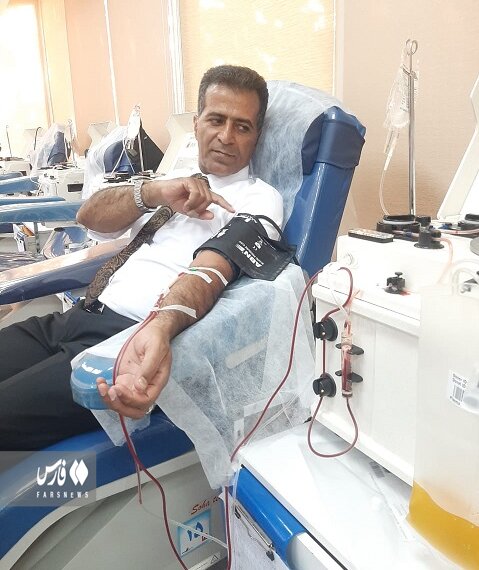 مأموریت عروس و داماد در مرکز اهدای پلاسما چه بود؟ | ۳۰۲ نوبت اهدا برای پرداخت بدهی!