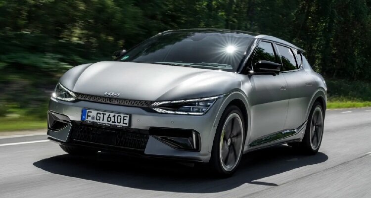 تصاویری از پرچمدار برقی کیا موتورز | رقیبی برای پورشه تایکان