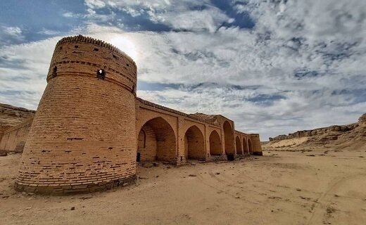 کاروانسراهای کویر به یونسکو رفتند