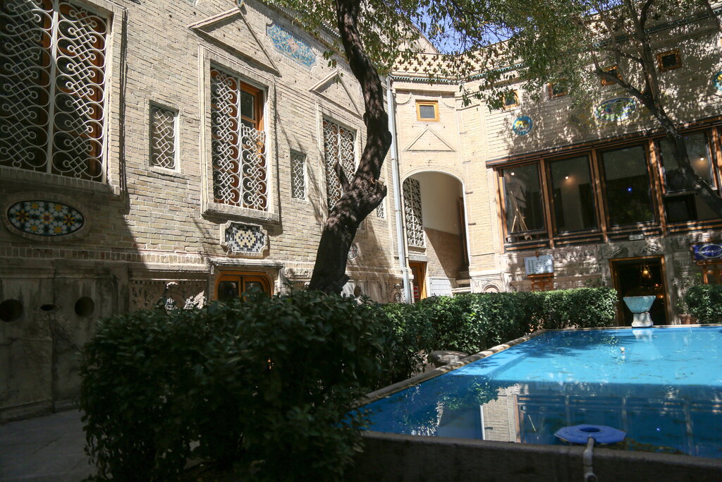 تهران هم «بینالحرمین» دارد