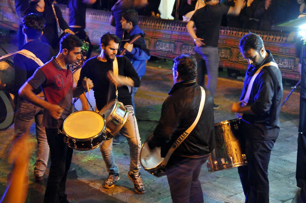 روایتهای جذاب از شکلگیری نواهای محرمی | از کَرنیزنی در شمال تا سنج و دمام در جنوب |  
 نقش تکیه دولت در ورود سازهای اصیل به آیینهای محرم