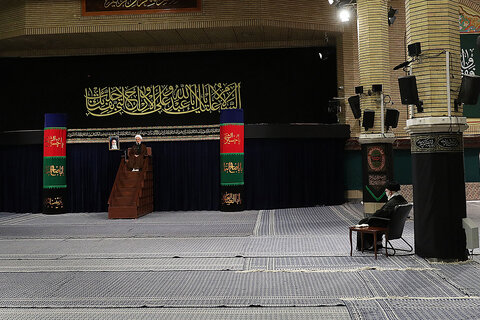 اولین شب مراسم عزاداری امام حسین - رهبر انقلاب - 1401