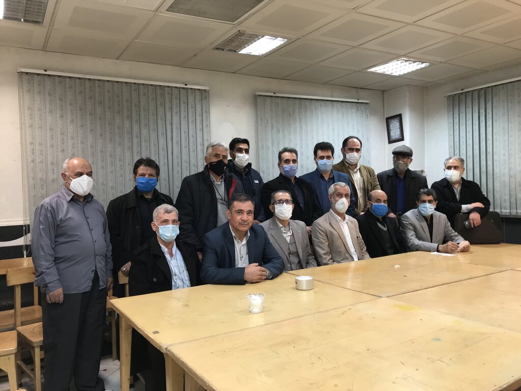 مداحی که در روزهای ممنوعکاریاش شاعر شد