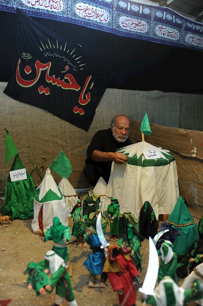 اینجا کربلایی میشوید | حسینیه هنری پیرمرد عاشق