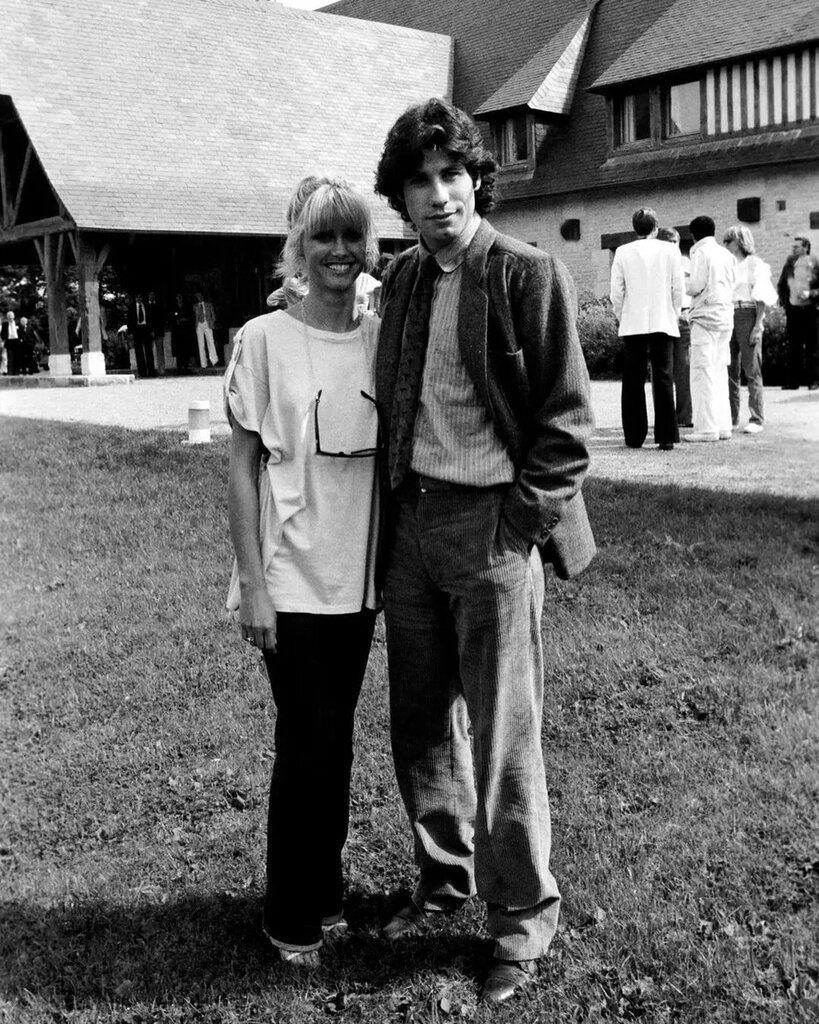 اولیویا نیوتون جان درگذشت | خداحافظی با بازیگر فیلم پرخاطره «گریس»