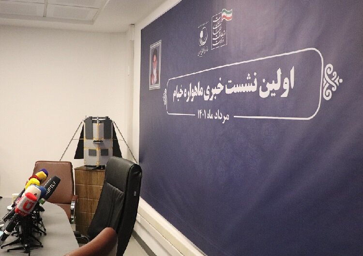 از هماکنون باید به فکر ساخت ماهوارهای دیگر باشیم | این مسیر را ادامه خواهیم داد