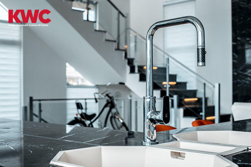 حضور کی دبلیو سی ایران در نمایشگاه صنعت ساختمان تهران