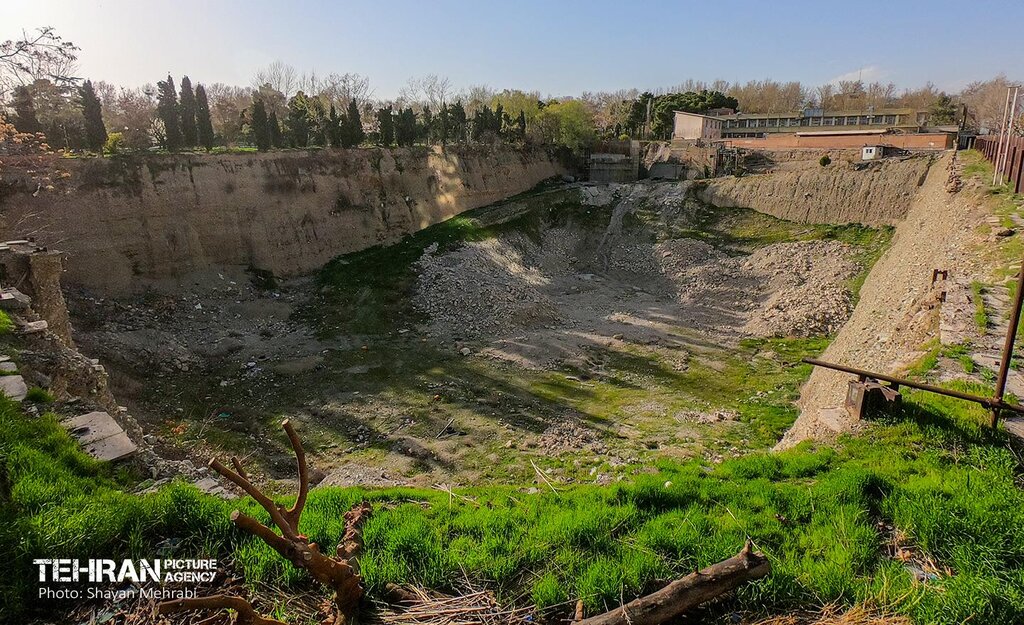 تصاویر گودهای خطرناک تهران | این گودالها چگونه ایجاد شدهاند؟