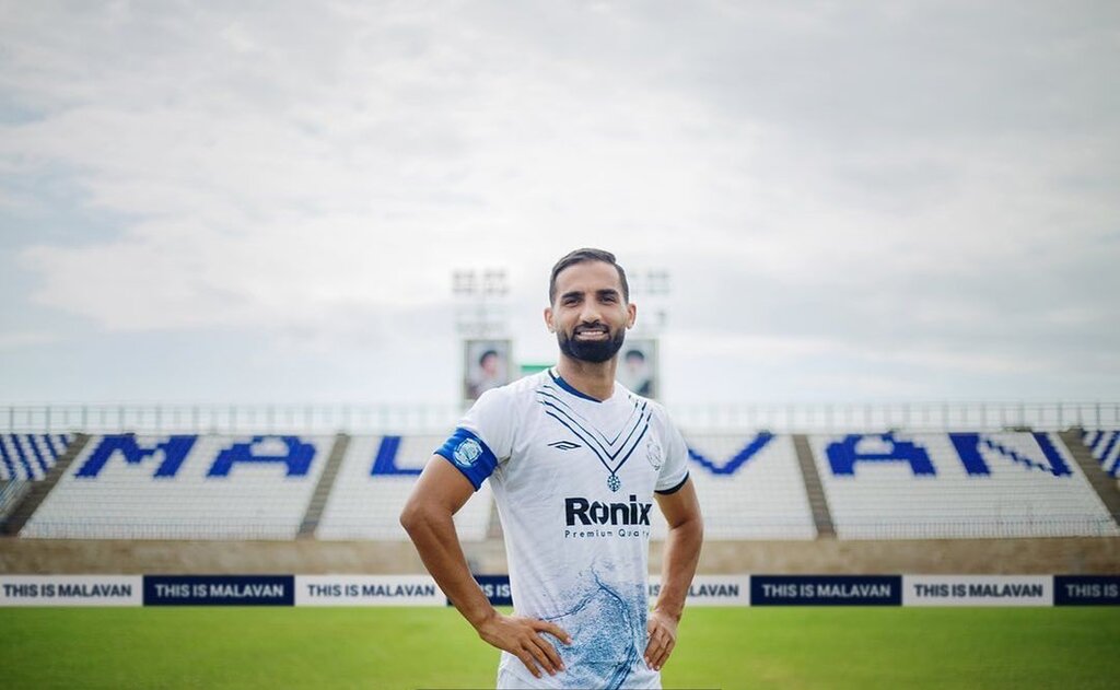 تصاویر | سورپرایز جدید تیم ملوان بندر انزلی | طراحی جذاب پیراهن این تیم لیگ برتری را ببینید