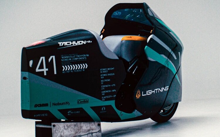 تصاویر موتورسیکلتی که میخواهد سریعترین باشد | همه چیز آماده رکوردشکنی