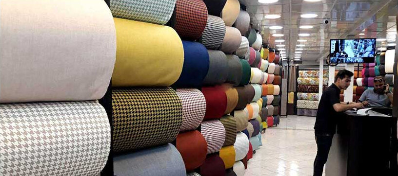 گشت و گذار در بازار مبل یافتآباد | ایرانیان برای محصولات خارجی حرفهای تبلیغ میکنند!