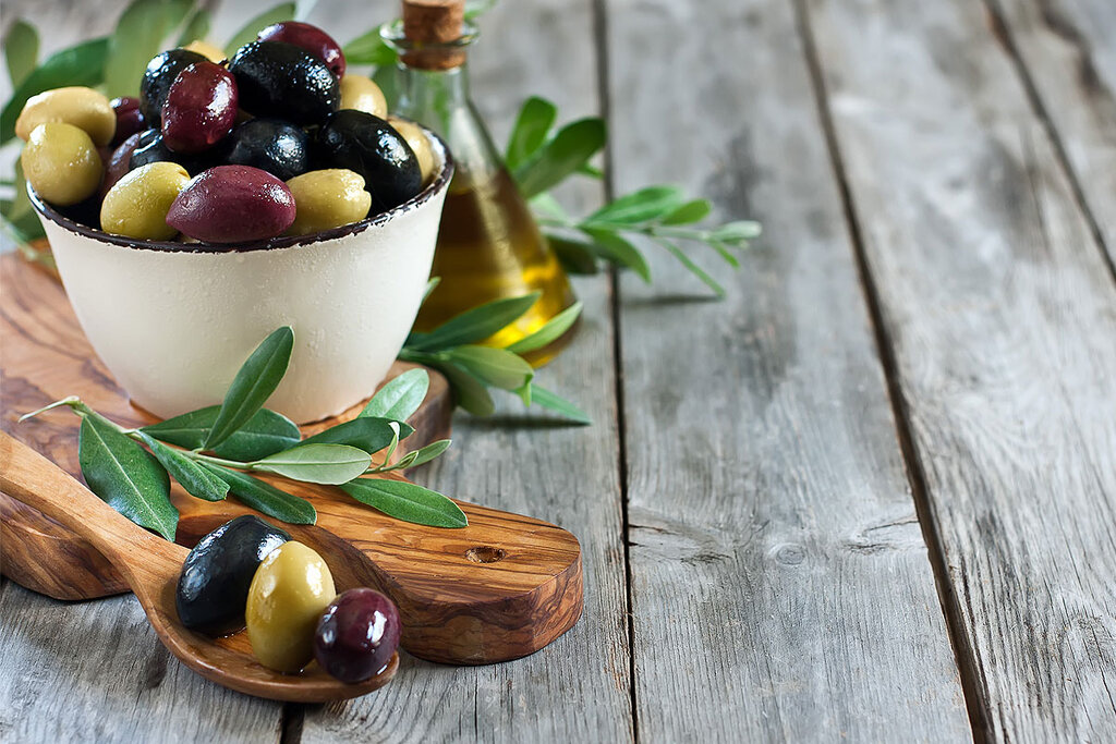 بهترین نوع زیتون از نظر طب سنتی | طبع زیتون گرم است یا سرد ؟ ؛ هر آنچه درباره زیتون باید بدانید