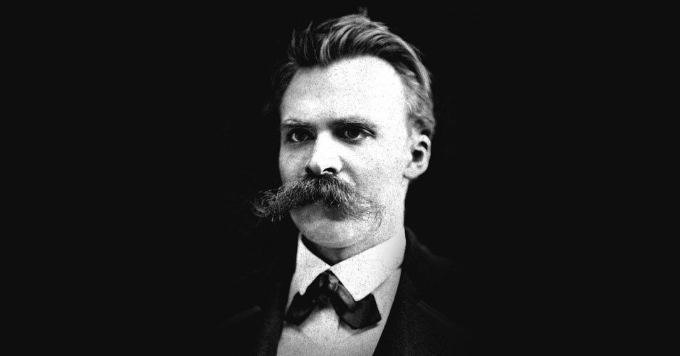 نویسندگان چپدست مشهور تاریخ چه کسانی هستند؟ | رمان مشهوری که با دست چپ نوشته شد