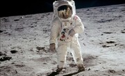 تصاویری که نشان می‌دهد فرود انسان روی ماه ساختگی بوده است | ناسا دروغ گفته است؟